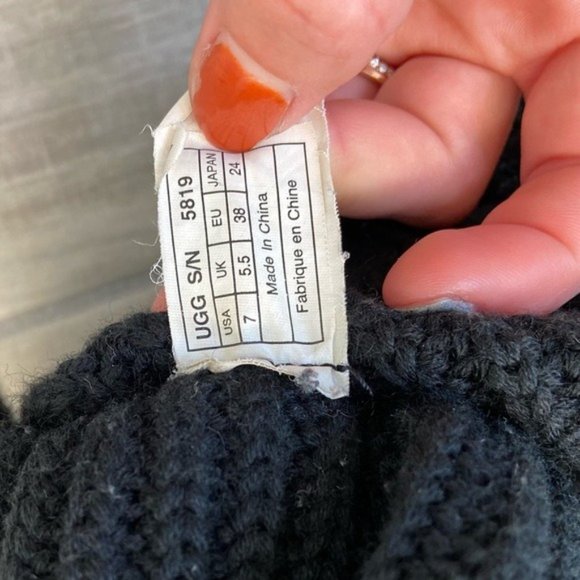 UGG Classic Cardy Black Knit Boots - Picture 10 of 15